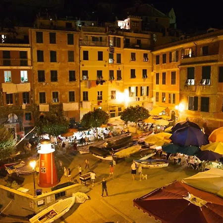 Apartment La Marinarooms Piazza Marconi Vernazza