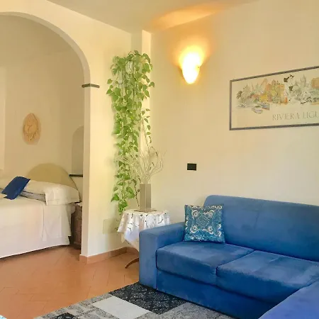 Apartment La Marinarooms Piazza Marconi